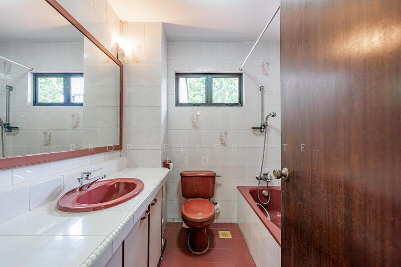 For Rent - Hua Guan Estate