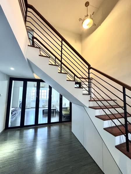 For Sale - 405 Jurong West Street 42