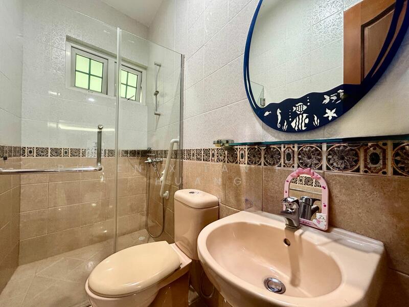 $1,3xx psf elevated 2.5-sty Semi-d with natural basement @ Chuan Dr, Hougang / Punggol / Sengkang, 5 Bedrooms, 2,997 sqft, Semi-Detached House For Sale, by Phoenix Tan Feng Huang, 60163901 - PropertyGuru.com.sg