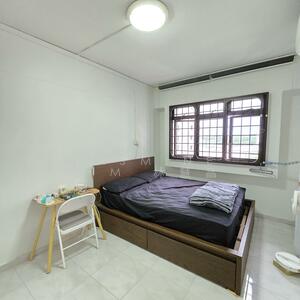 For Rent - 402 Admiralty Link