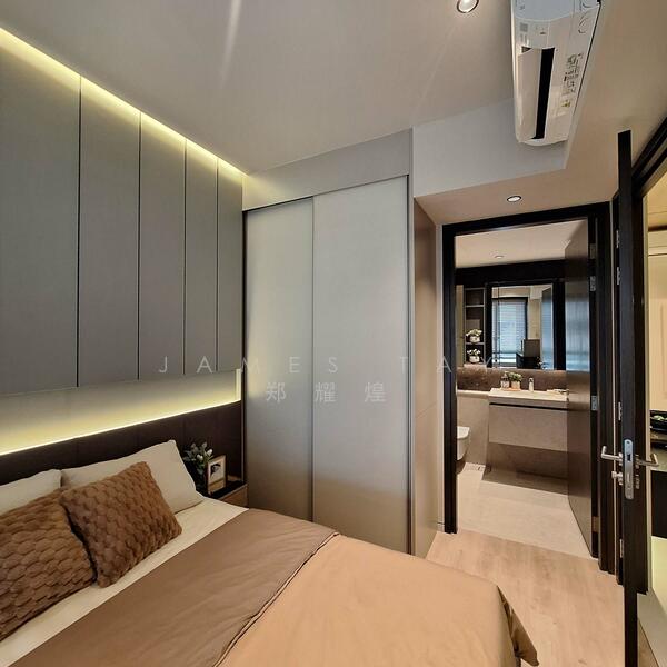 Master Room Ensuite Bathroom