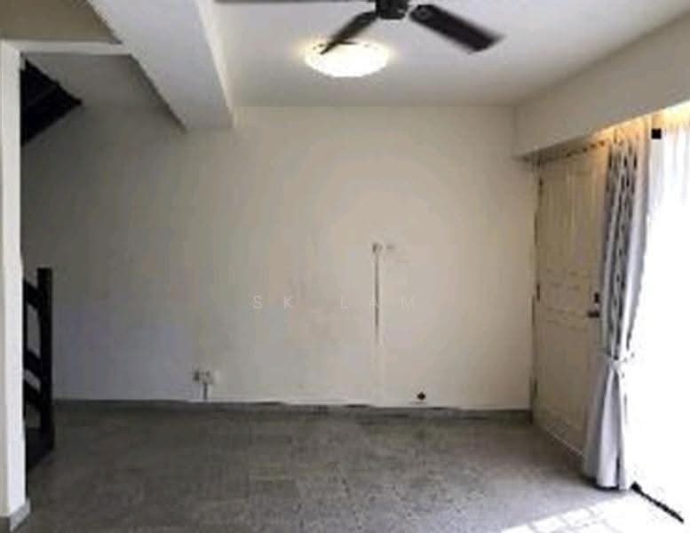 Hillview Court, 130A Jalan Dermawan, Dairy Farm / Bukit Panjang / Choa Chu Kang, 3 Bedrooms, 2,831 sqft, Terraced House For Rent, by SK Lam, 60164296 - PropertyGuru.com.sg