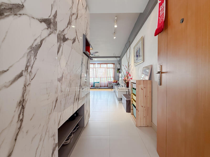 Entry with ample shoes storage