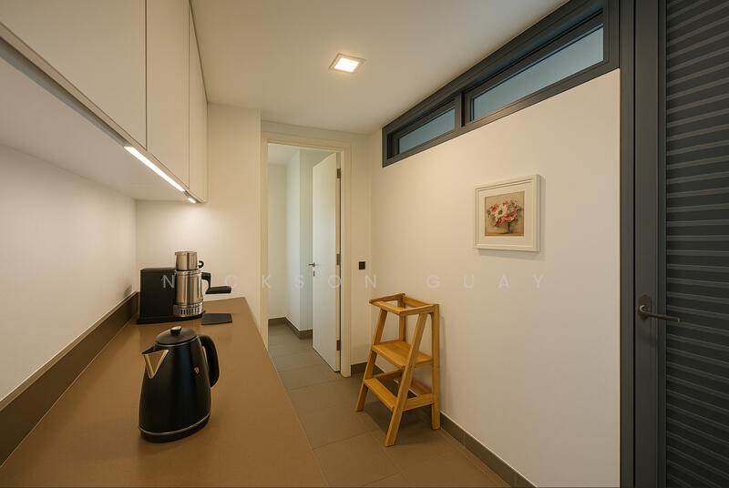 Dry Kitchen