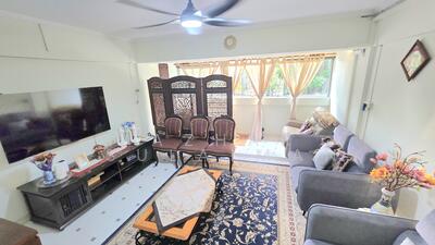 For Sale - 656 Hougang Avenue 8