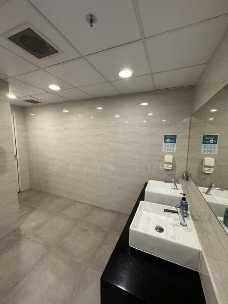 CHEAP Big Floor Plate Unit Next to MRT, Alexandra / Commonwealth, 7,550 sqft, Light Industrial (B1) For Rent, by Kevin Lim, 60164948 - CommercialGuru.com.sg