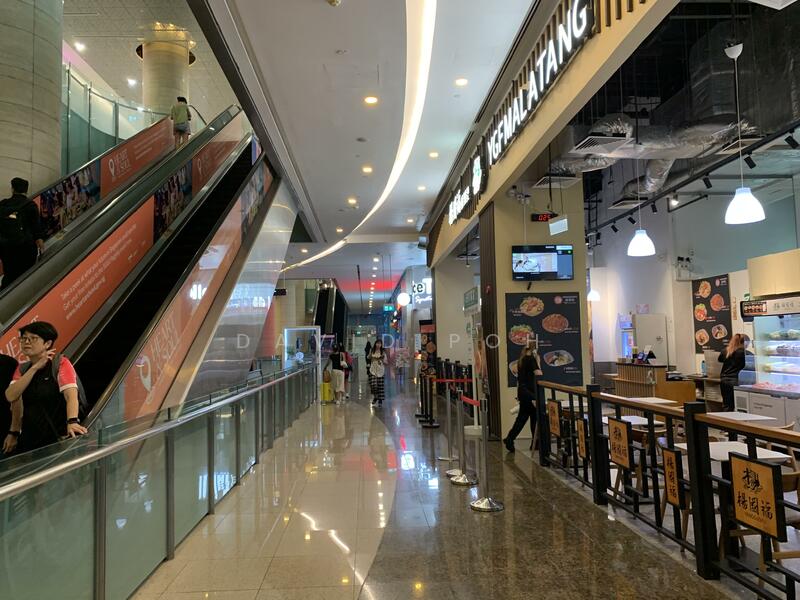 Orchard Gateway, 218 Orchard Road, Orchard / River Valley, 1,851 sqft, Food & Beverage For Rent, by David Poh, 60165078 - Others - CommercialGuru.com.sg