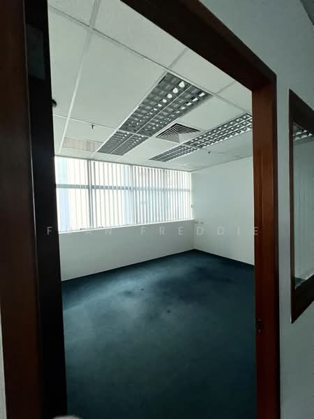 Frontech Centre, 15 Jalan Kilang Barat, 1,765 sqft, Light Industrial (B1) For Rent, by Fuan Freddie, 60165143 - Interior - CommercialGuru.com.sg
