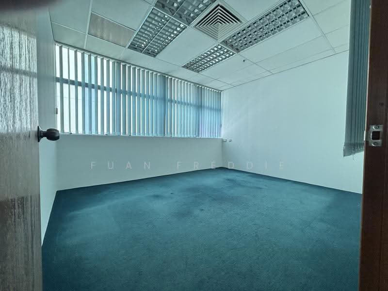 Frontech Centre, 15 Jalan Kilang Barat, Alexandra / Commonwealth, 1,765 sqft, Light Industrial (B1) For Rent, by Fuan Freddie, 60165143 - Interior - CommercialGuru.com.sg