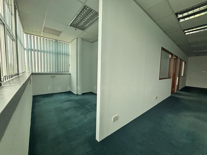 Frontech Centre, 15 Jalan Kilang Barat, Alexandra / Commonwealth, 1,765 sqft, Light Industrial (B1) For Rent, by Fuan Freddie, 60165143 - Interior - CommercialGuru.com.sg