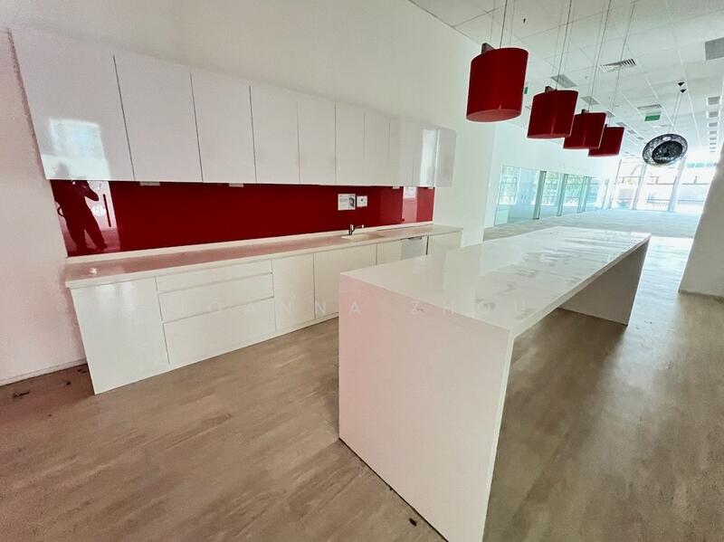 Grand Floor with Great Frontage and Visibility, Mins Walk from MRT Station, Fitted Unit at CBP, , 6,319 sqft, Light Industrial (B1) For Rent, by Joanna Zhou, 60165208 - Kitchen - CommercialGuru.com.sg