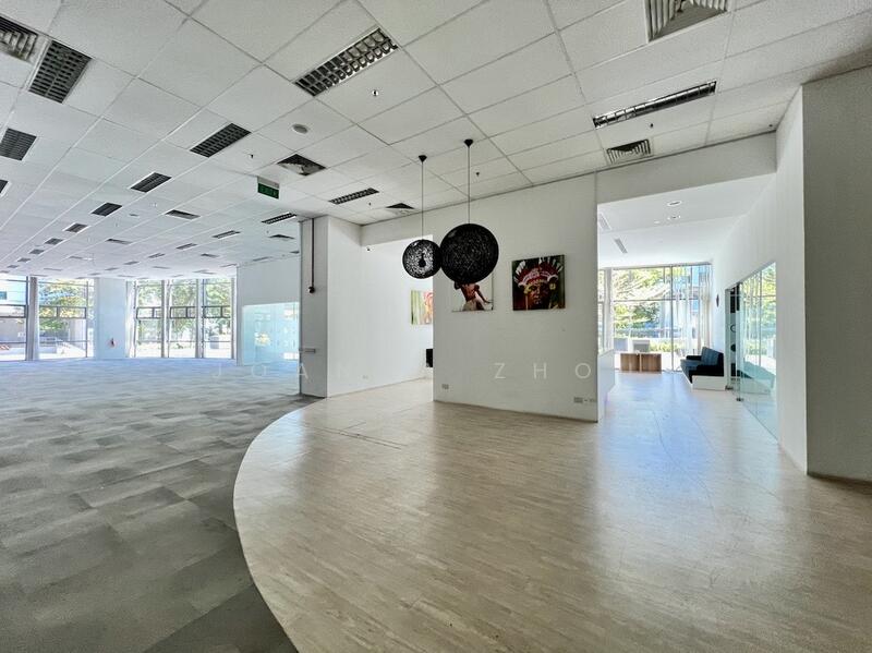 Grand Floor with Great Frontage and Visibility, Mins Walk from MRT Station, Fitted Unit at CBP, , 6,319 sqft, Light Industrial (B1) For Rent, by Joanna Zhou, 60165208 - Interior - CommercialGuru.com.sg