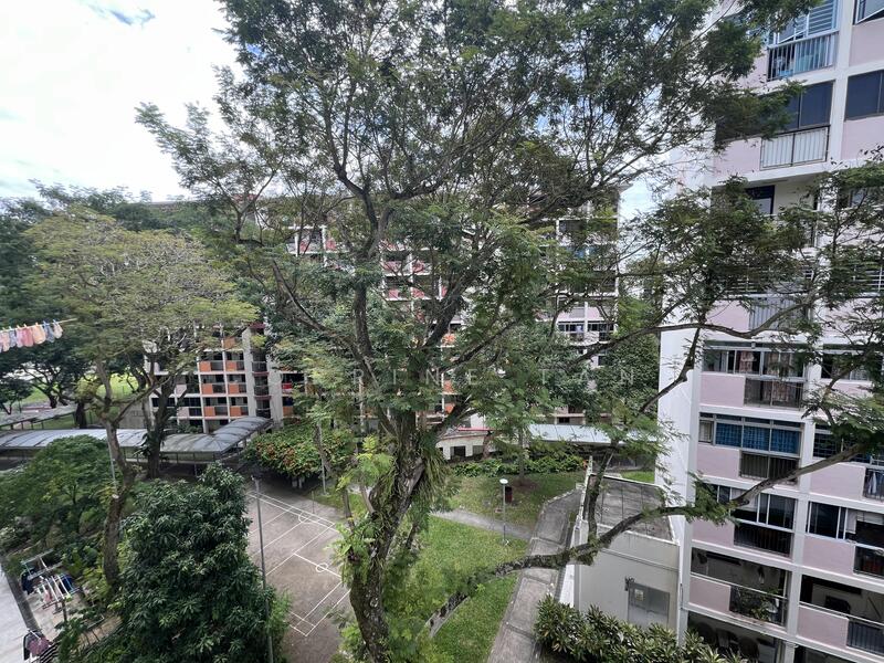 For Sale - 111 Commonwealth Crescent