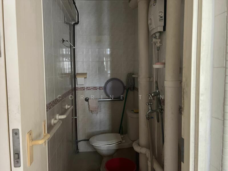 For Sale - 111 Commonwealth Crescent