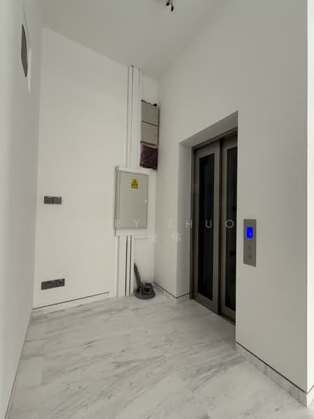 Lorong Marican, ⭐️ FINEST Lorong Marican. Brand New 3 Storey Semi-D with lift. Ready to move in., 5 Bedrooms, 4,000 sqft, Semi-Detached House For Sale, by Gary Zhuo 卓俊伟, 60165364 - Entrance - PropertyGuru.com.sg