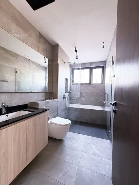 Lorong Marican, ⭐️ FINEST Lorong Marican. Brand New 3 Storey Semi-D with lift. Ready to move in., 5 Bedrooms, 4,000 sqft, Semi-Detached House For Sale, by Gary Zhuo 卓俊伟, 60165364 - Bathroom - PropertyGuru.com.sg