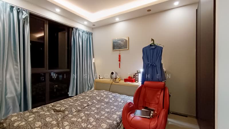 iNz Residence Condominium For Sale at S$ 2,450,000 | PropertyGuru Singapore - Master Bedroom (Upper Level)