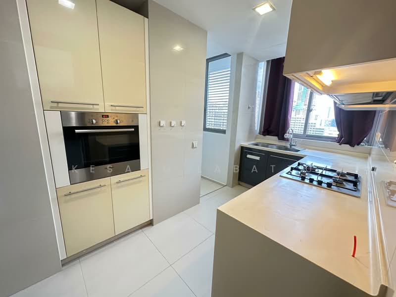 The Wharf Residence, 7 Tong Watt Road, 2 Bedrooms, 1,066 sqft, Condominium For Rent, by Kesang Labattu, 60165454 - Kitchen - PropertyGuru.com.sg