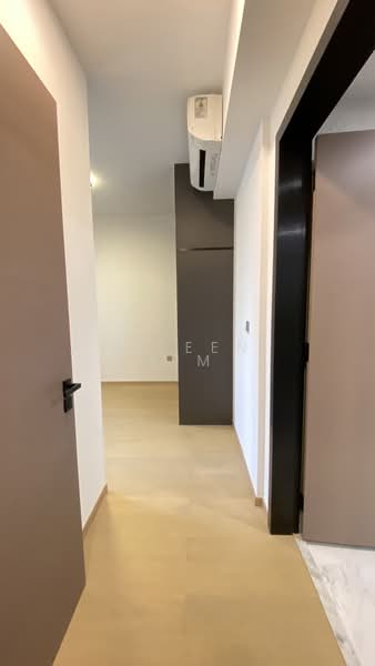 One Bernam, 1 Bernam Street, 2 Bedrooms, 829 sqft, Condominium For Rent, by Eileen Lim, 60165511 - Corridor - PropertyGuru.com.sg