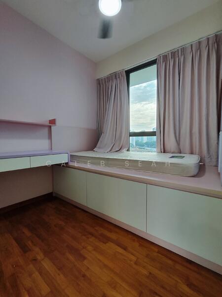 Vue 8 Residence, Pasir Ris Heights, Pasir Ris / Tampines, 3 Bedrooms, 1,033 sqft, Condominium For Rent, by Caleb Seah, 60165526 - Bedroom - PropertyGuru.com.sg