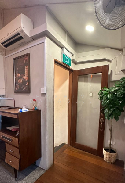 Haji Lane, Haji Lane, 1,250 sqft, Food & Beverage For Rent, by Hashim Bahashwan, 60165652 - Entrance Level 2 - CommercialGuru.com.sg
