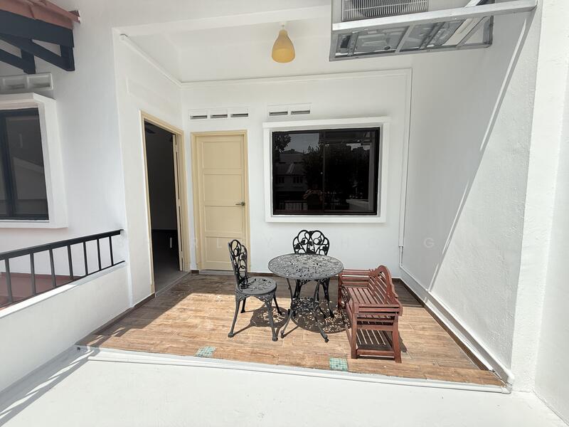 2nd Storey Balcony connect to bedrm 1&2 