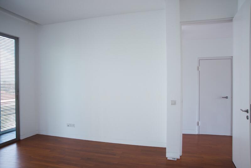 For Rent - Three Three Robin