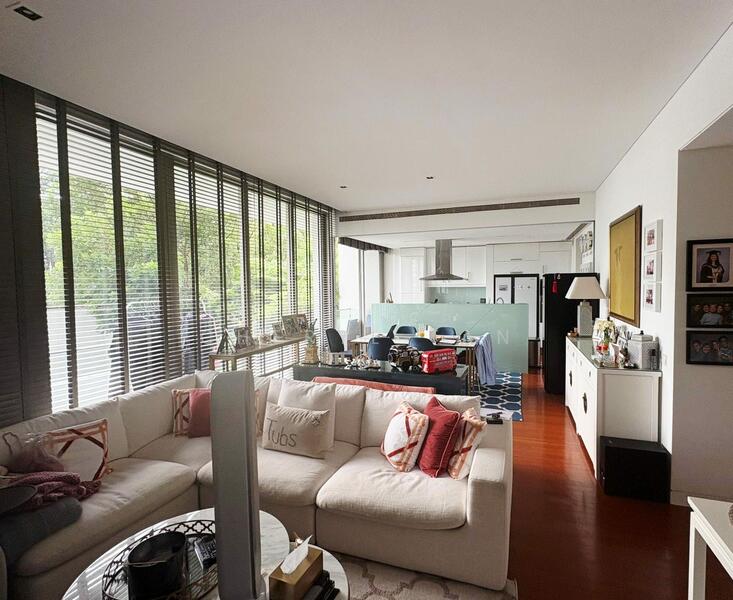 For Rent - Three Three Robin