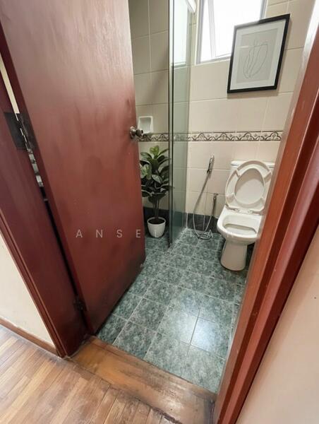 Walk to Bedok Reservoir MRT - Common Room for Lease, Bedok / Upper East Coast, Room Rental, 120 sqft, Condominium For Rent, by Ansel Tan, 60165911 - PropertyGuru.com.sg