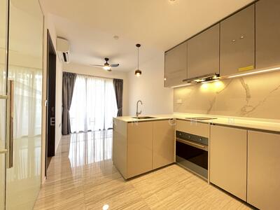 For Sale - Parc Esta