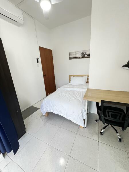 For Rent - Villa De West