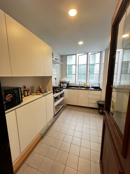 For Rent - Villa De West