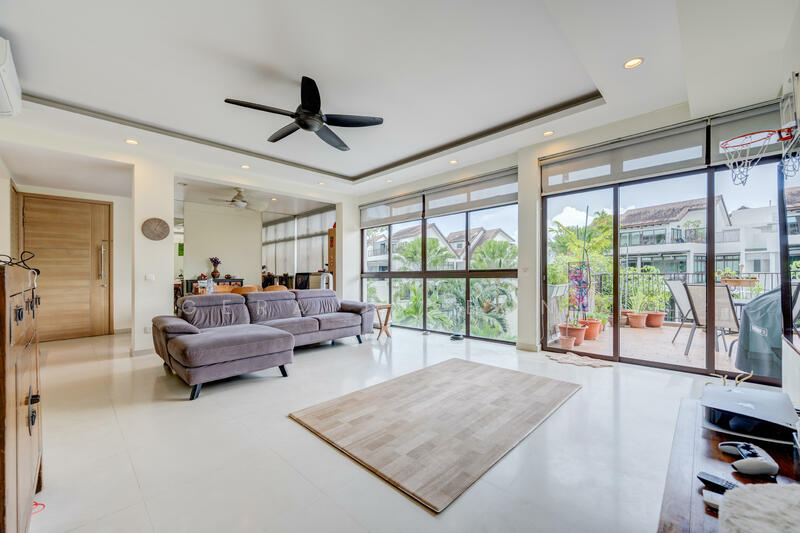 Spacious Living Room