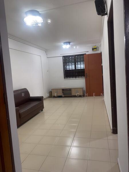218 Serangoon Avenue 4, 218 Serangoon Avenue 4, Hougang / Punggol / Sengkang, 2 Bedrooms, 689 sqft, HDB Flat For Rent, by Rachel Chen, 60166364 - Living Room - PropertyGuru.com.sg