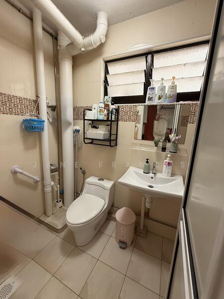 Common Bathroom