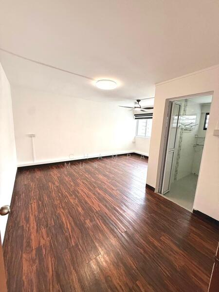 For Sale - 294 Tampines Street 22