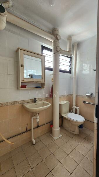 257 Tampines Street 21 HDB Flat For Sale at S$ 688,000 | PropertyGuru Singapore