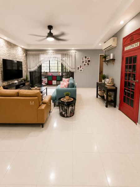 537 Woodlands Drive 16, 537 Woodlands Drive 16, 3 Bedrooms, 1,238 sqft, HDB Flat For Sale, by Malek Aziz, 60166731 - Living Room - PropertyGuru.com.sg