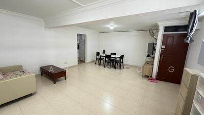 For Sale - 657 Yishun Avenue 4