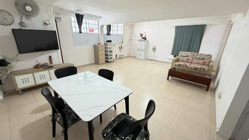 For Sale - 657 Yishun Avenue 4