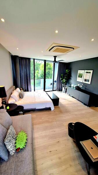 Master Suite facing Full Park Views