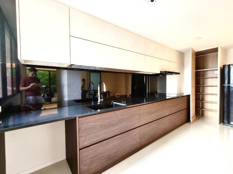 For Rent - Highland Condominium