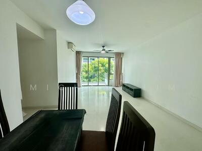 For Rent - Casa Merah