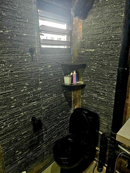 For Rent - 102 Aljunied Crescent