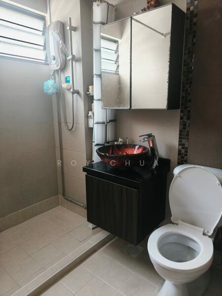 Master Toilet