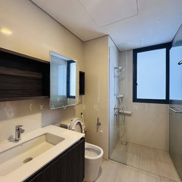 Lakeville, 11 Jurong Lake Link, 3 Bedrooms, 1,163 sqft, Condominium For Rent, by Yin Zhi (Xavier Yin), 60167231 - Bathroom - PropertyGuru.com.sg