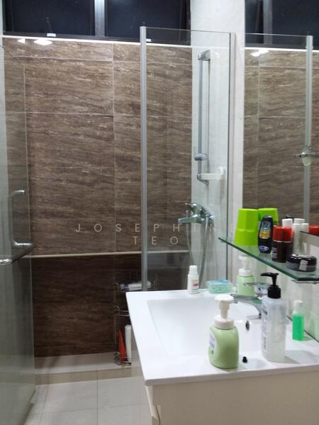 2nd Bedroom Bathroom