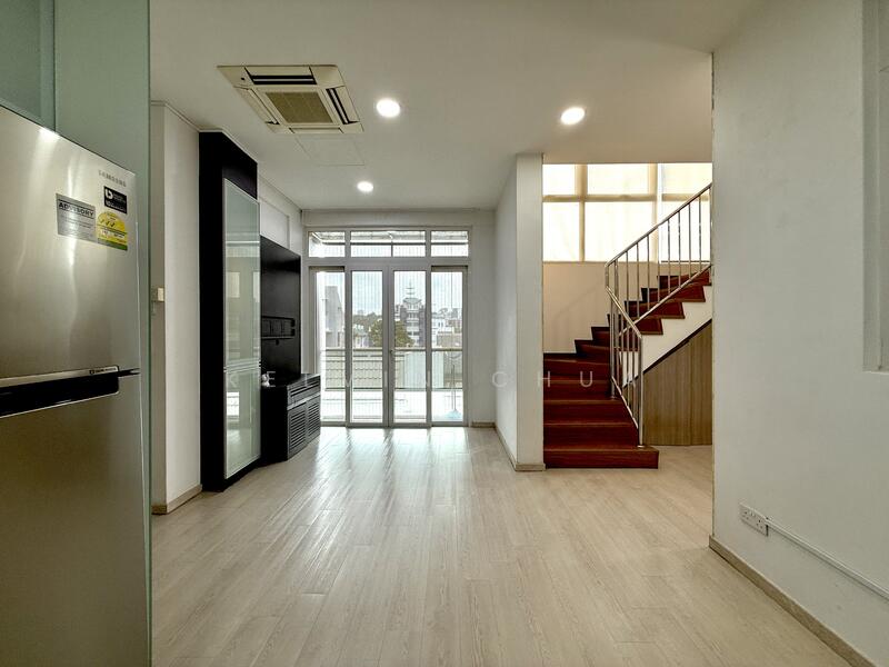 For Sale - Carlyx Green