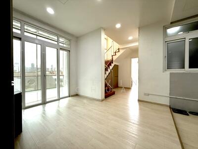 For Sale - Carlyx Green