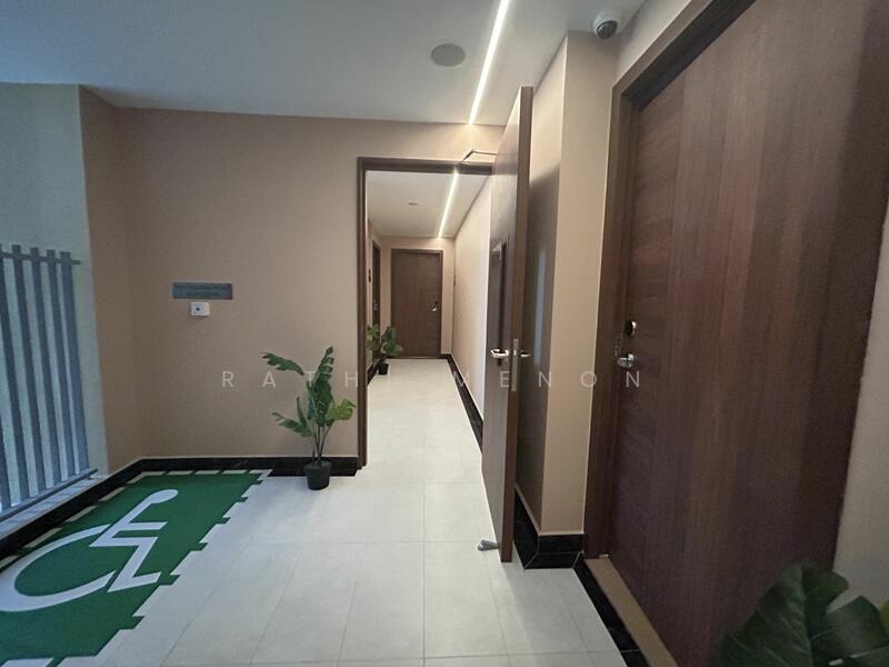 For Rent - 2 Mount Elizabeth Link